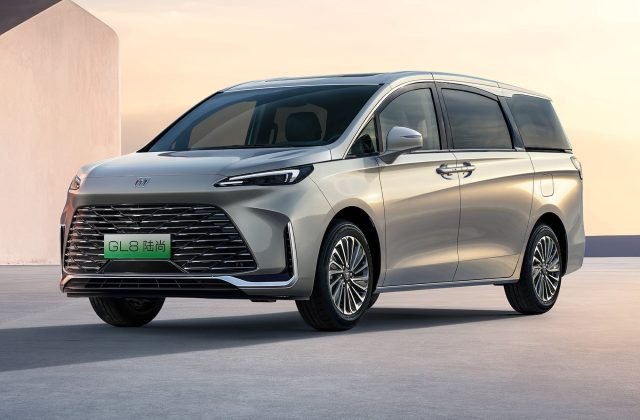 2025 buick gl8 ls phev china press photos exterior 002 front three quarters close up